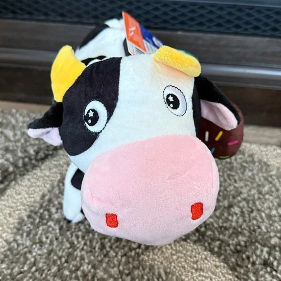 NEW. Joyhound Classroom Hide ‘N Peak Burrow Dog toy Cow plush Squeaker. - Picture 4 of 11